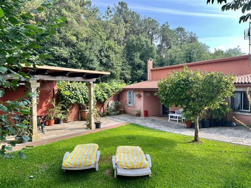 Feriehus - 3 personer -  - Brión - 15865