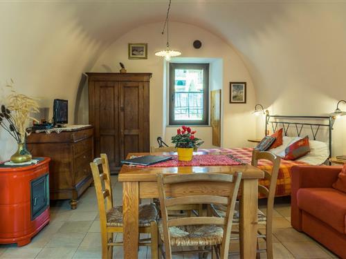Holiday Home/Apartment - 3 persons -  - castello - 24060 - Riva Di Solto