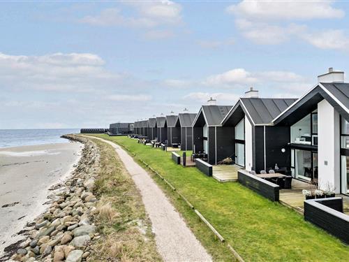 Holiday Home/Apartment - 8 persons -  - Havnen - Øster Hurup - 9560 - Hadsund