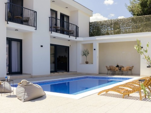 Holiday home - 10 persons -  - Splitska Punta IV - Brac-Supetar-Splitska - 21400 - Supetar