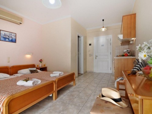 Ferienwohnung - 2 Personen -  - 490 84 - Agios Mattheos