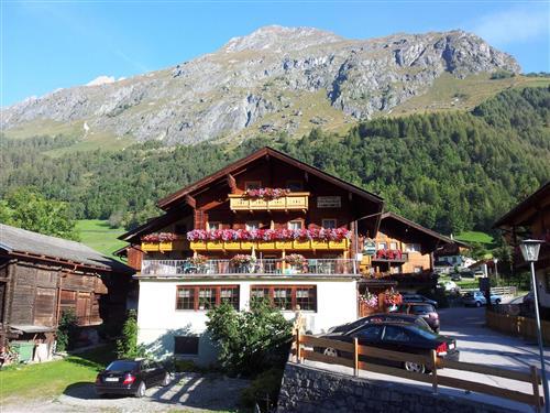 Holiday Home/Apartment - 13 persons -  - Prägraten Am Großvenediger - 9974