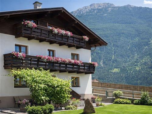 Ferielejlighed - 4 personer -  - Trujegasse 23, Top - 6464 - Tarrenz