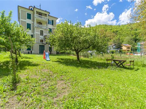 Holiday Home/Apartment - 3 persons -  - Via Nazionale - Rovegno - 16028 - Loco Di Rovegno