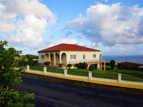 Feriehus - 6 personer -  - Algarvia - 9630-309