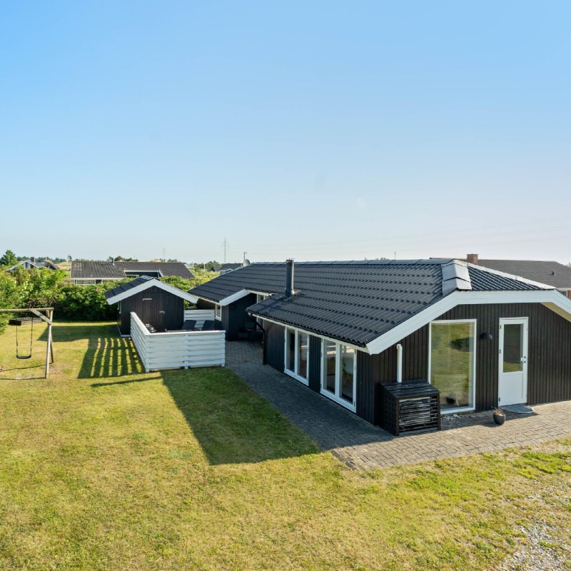 Sommerhus - 7 personer -  - Fyrmarken - Nr. Lyngvig - 6960 - Hvide Sande