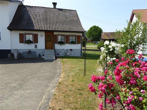 Holiday Home/Apartment - 4 persons -  - Wittenhofer Str. 19, Untersiggingen - 88693 - Deggenhausertal