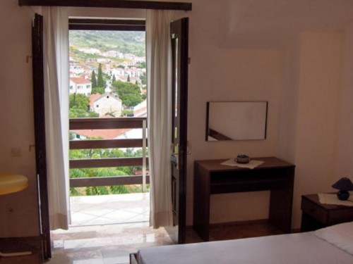 Holiday apartment - 2 persons -  - 21420 - Bol