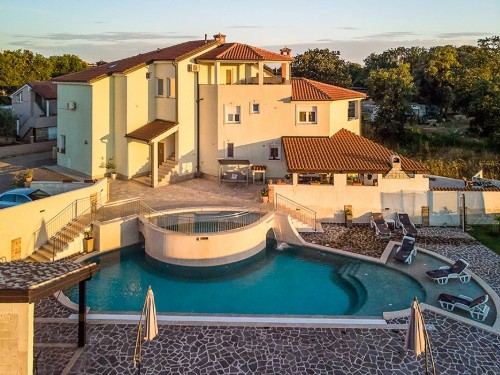 Holiday apartment - 4 persons -  - Fazanska cesta - 52100 - Pula