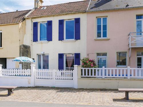 Holiday Home/Apartment - 3 persons -  - Cale Neptune - Arromanches - 14117 - Arromanches-Les-Bains