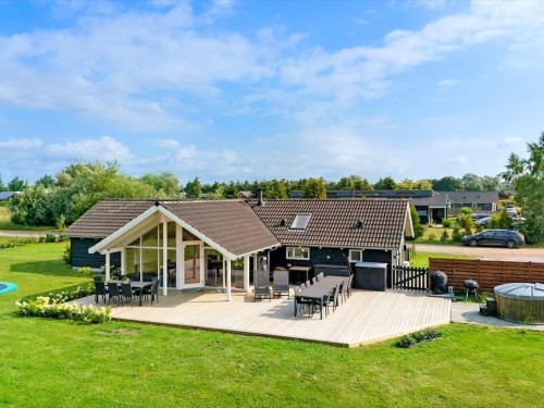 Fritidshus - 10 personer -  - Blommestien - Marielyst - 4872 - Idestrup