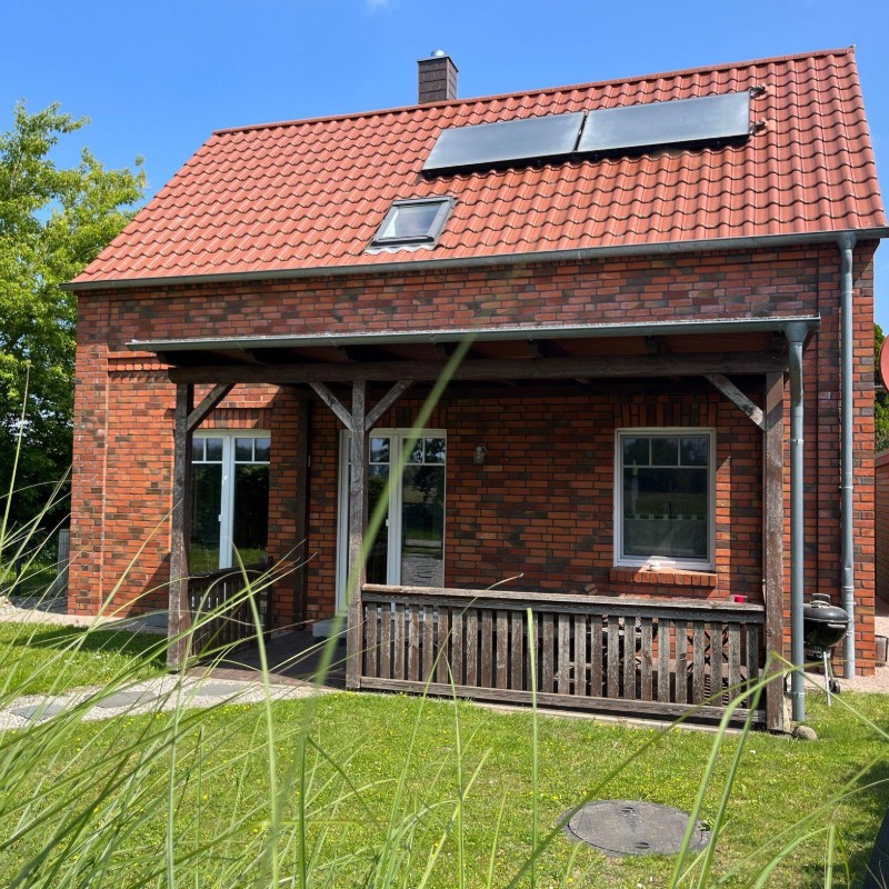 Feriecenter - 5 personer -  - 500m zum Naturstrand. Kamin. Waschmaschine. 2 Bäder. Überdac - 18230 - Rerik / Roggow