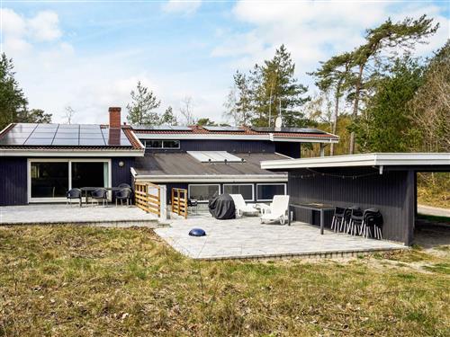 Holiday home - 12 persons -  - Tørveskæret - Snogebæk - 3730 - Nexø