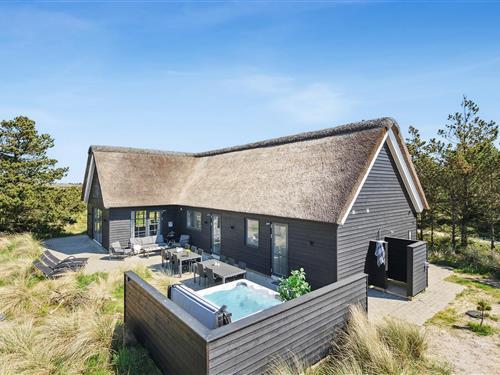 Sommerhus - 14 personer -  - Gøgevej - 6854 - Henne Strand