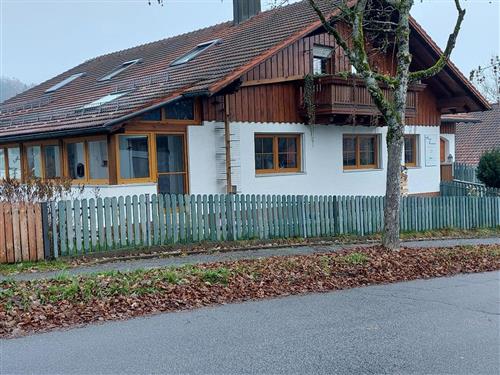 Ferienhaus - 3 Personen -  - Bayerwaldstr. - 94535 - Eging Am See