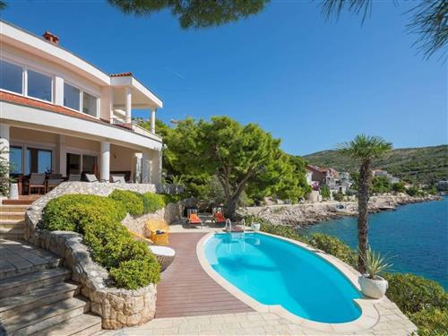 Holiday home - 8 persons -  - Primošten - 22202