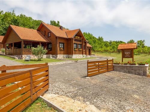 Holiday home - 10 persons -  - Prozor - Lika-Otocac - 53220 - Otocac
