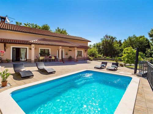 Holiday home - 6 persons -  - Veli Brgud - Opatija-Veli Brgud - 51213 - Veli Brgud