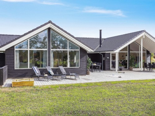 Holiday home - 14 persons -  - Blommestien - Marielyst - 4872 - Idestrup