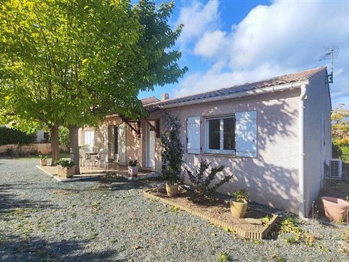 Sommerhus - 7 personer -  - Avenue de la Voie Ferrée - 34360 - Saint Chinian