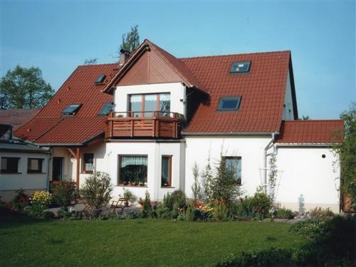 Ferienwohnung - 5 Personen -  - Ernst-Thälmann-Straße - 04435 - Schkeuditz