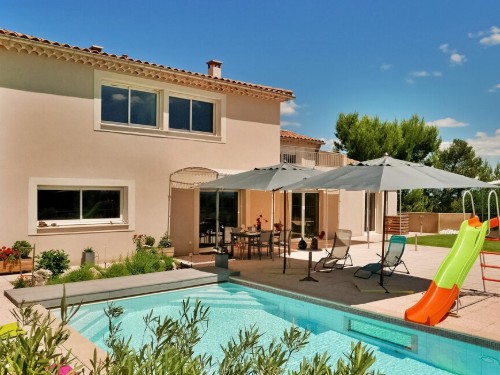 Holiday home - 10 persons -  - Bou. De Lattre De Tassigny - 30400 - Villeneuve Lès Avignon