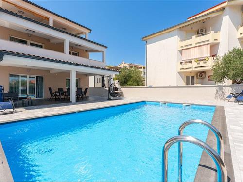 Feriehus - 10 personer -  - Uz potok - Pasman - Banj - 23263 - Banj