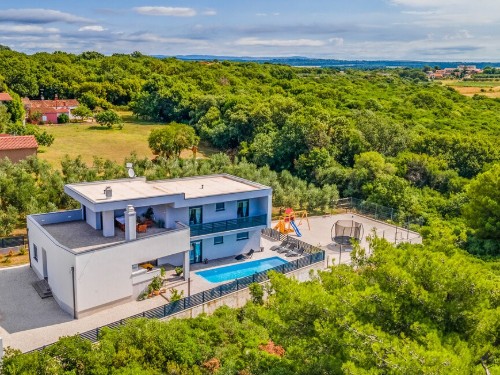 Holiday home - 6 persons -  - Ulica Monte Serpo - 52100 - Pula