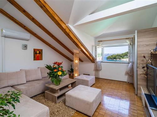 Holiday Home/Apartment - 4 persons -  - 20210 - Cavtat