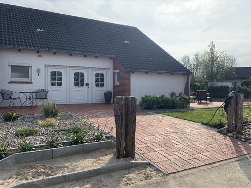 Holiday Home/Apartment - 4 persons -  - 25832 - Tönning