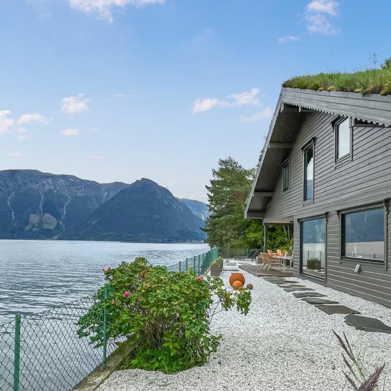 Sommerhus - 10 personer -  - Fjordavegen - 5778 - Utne