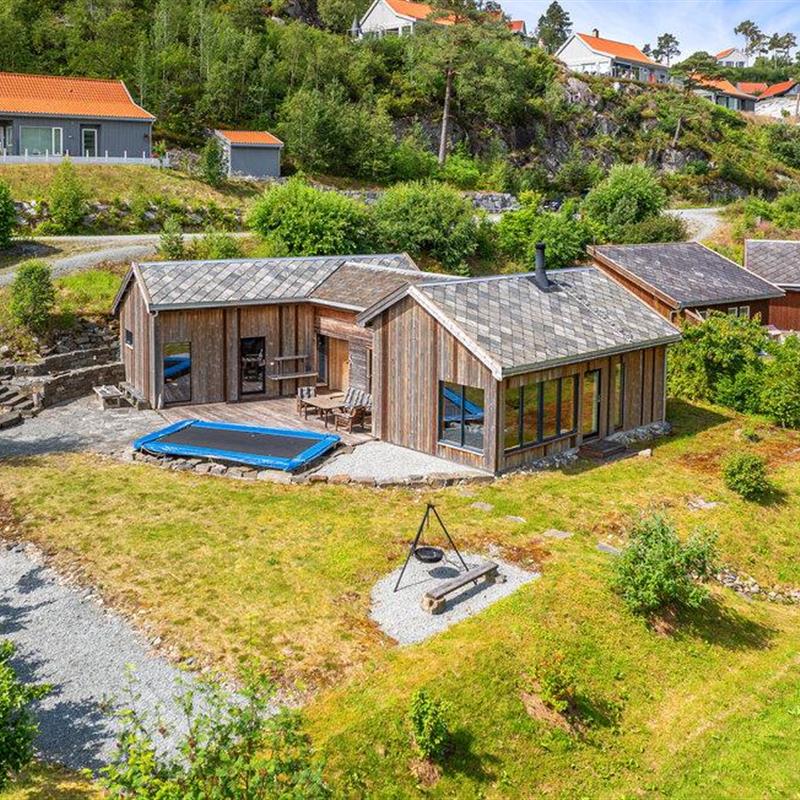 Sommerhus - 12 personer -  - Sandangervågen - 4130 - Hjelmeland