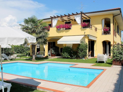 Holiday home - 4 persons -  - 37017 - Lazise