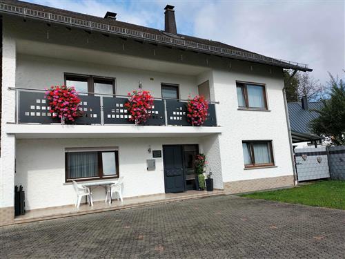 Holiday Home/Apartment - 4 persons -  - Im Ecken - 54497 - Morbach