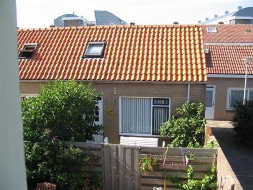 Holiday Home/Apartment - 4 persons -  - Karel Doormanlaan - 1931 VT - Egmond Aan Zee