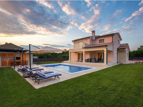 Sommerhus - 8 personer -  - Beneci - Labin-Beneci - 52231 - Nedescina