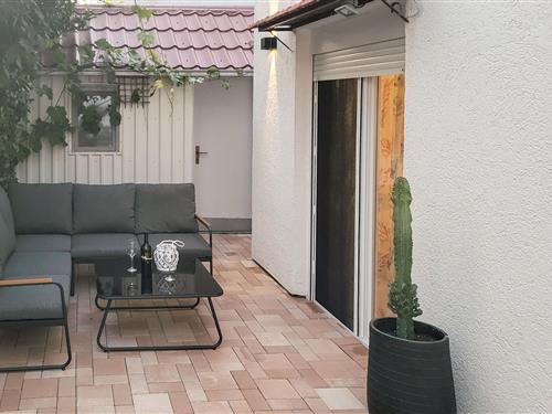 Holiday apartment - 4 persons -  - Ulica Krste Hegedusica - Biograd-Pakostane - 23211 - Pakostane