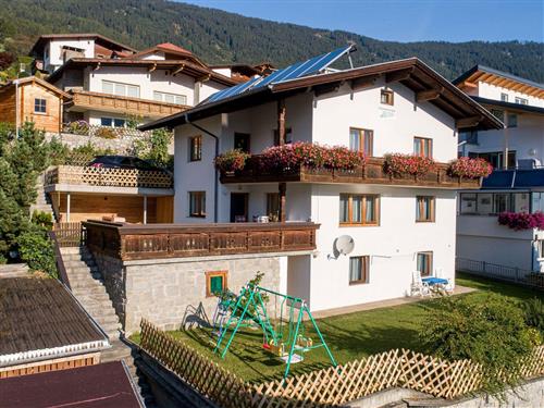 Ferieleilighet - 6 personer -  - Farmie - 6473 - Wenns