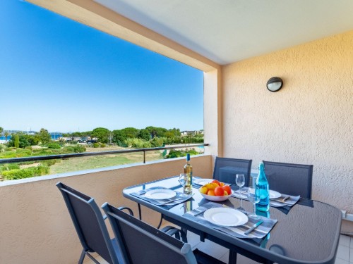 Holiday apartment - 4 persons -  - Gassin - 83580