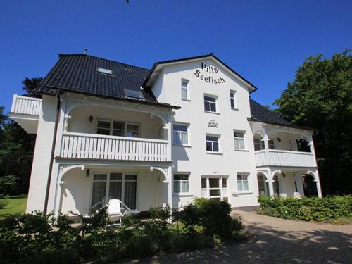 Holiday Home/Apartment - 4 persons -  - Ulmenallee - 18586 - Göhren