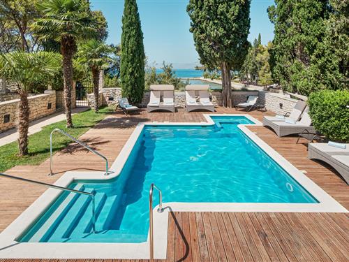 Holiday home - 12 persons -  - Put Vele Luke - Brac-Supetar - 21400 - Supetar