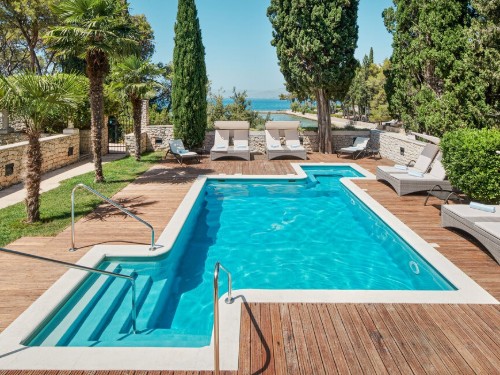 Holiday home - 12 persons -  - Put Vele Luke - Brac-Supetar - 21400 - Supetar