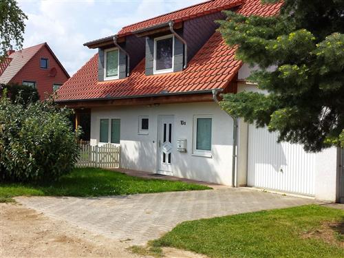 Holiday home - 6 persons -  - Über den Schneiderhöfen 10 A - 37574 - Einbeck
