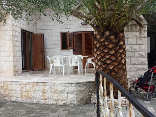 Holiday Home/Apartment - 10 persons -  - Supetar - 21400 - Supetar