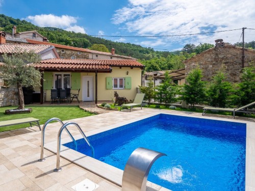 Holiday home - 4 persons -  - Semic - Buzet-Lupoglav - 52426 - Lupoglav