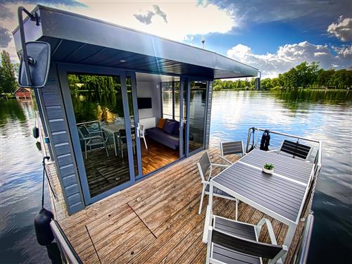 Wohnboot - 6 Personen -  - Werderstraße - 19055 - Schwerin