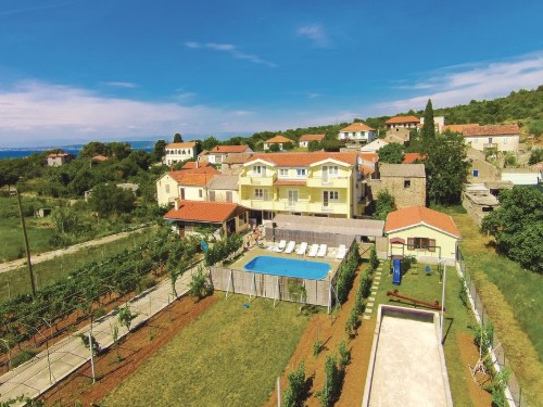 Holiday home - 15 persons -  - Banj - Pasman-Banj - 23263 - Banj
