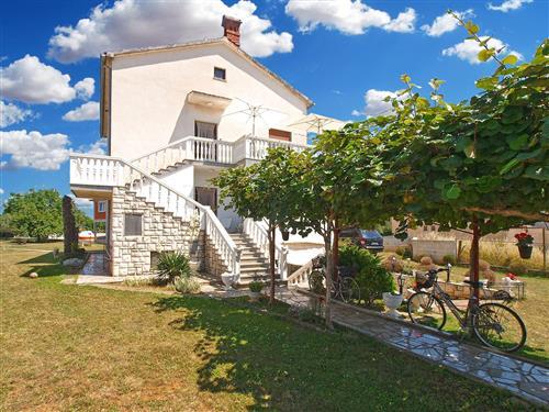 Ferielejlighed - 7 personer -  - Ulica Matije Vlacica Flaciusa - 52212 - Fazana