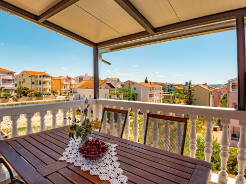 Holiday apartment - 5 persons -  - Docine - 22 211 - Vodice