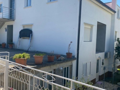 Semesterlägenhet - 11 personer -  - Ulica kralja Tomislava - 21460 - Stari Grad